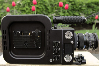 Illustration for article titled This Hacked-Together 2k Cinema Camera Has a Mac Mini Brain